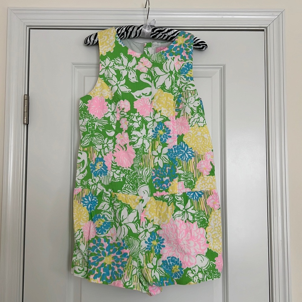 Like new Lilly Pulitzer Romper size 10